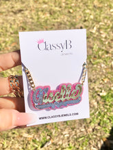 Load image into Gallery viewer, GLITTERED NAMEPLATE NECKLACE