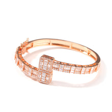 Load image into Gallery viewer, DANIA BRACELET
